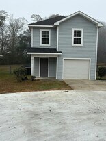 2328 Middleton Rd in Dothan, AL - Building Photo