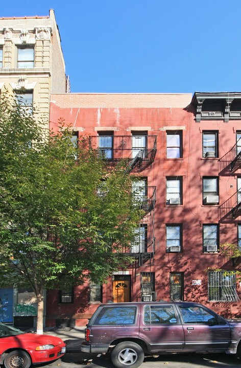 417 E 114th St in New York, NY - Foto de edificio
