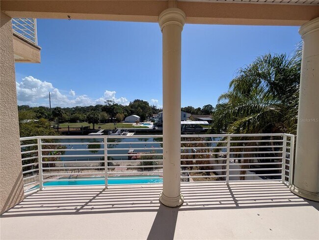 7436 Islander Ln in Hudson, FL - Building Photo - Building Photo