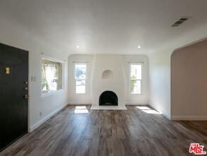 723 W Doran St in Glendale, CA - Building Photo - Building Photo
