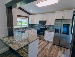 4587 Barrett St in Delray Beach, FL - Building Photo - Building Photo