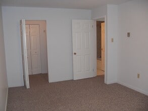 5 Brookdale Ct in Dartmouth, NS - Building Photo - Building Photo