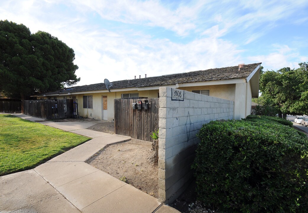 3508-3514 N Chester Ave in Bakersfield, CA - Building Photo