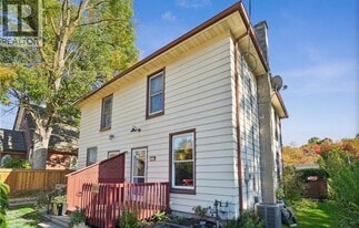 2055 Embleton Rd in Brampton, ON - Building Photo