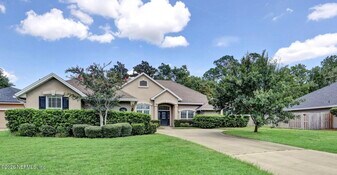 11827 Crusselle Dr in Jacksonville, FL - Building Photo