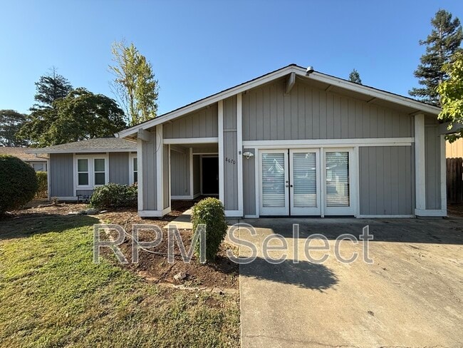 property at 8670 Sumerlin Ct