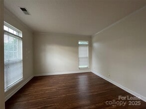 5650 Berry Ridge Dr in Harrisburg, NC - Building Photo - Building Photo