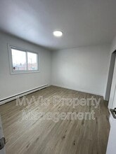 11218-11124 124 St in Edmonton, AB - Building Photo - Building Photo