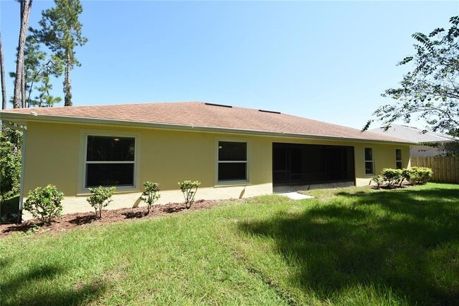 56 Pin Oak Dr in Palm Coast, FL - Building Photo - Building Photo