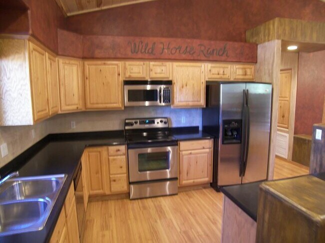2551 W Lodgepole Ln in Show Low, AZ - Building Photo - Building Photo