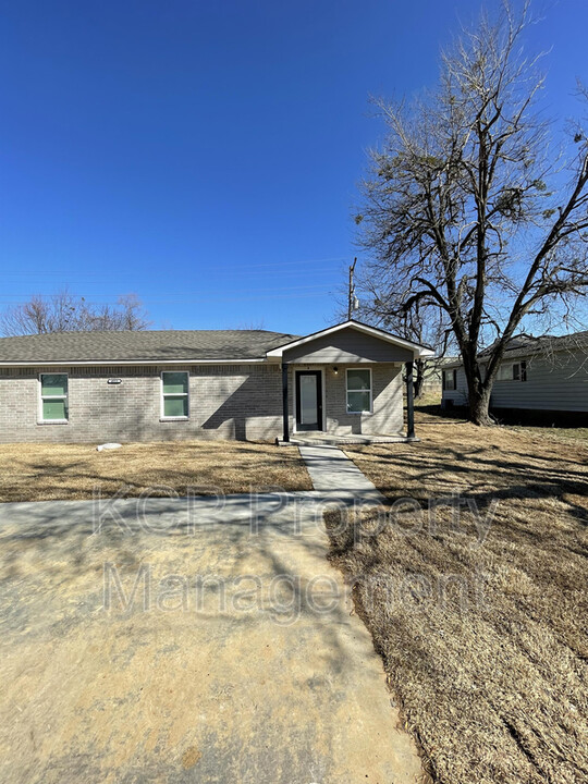 4915 S 34th St in Fort Smith, AR - Building Photo