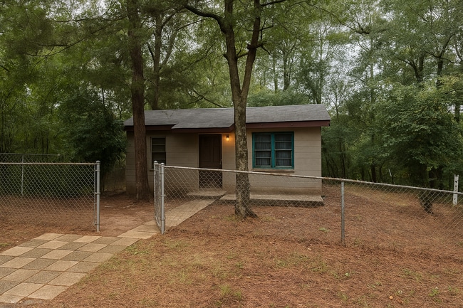 property at 1927 Lincoln St