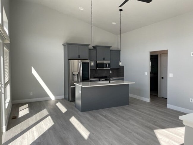 234 Miller Ln in Cheyenne, WY - Building Photo - Building Photo