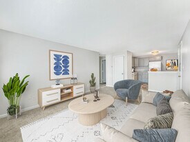 Middlesex Gardens in Lowell, MA - Building Photo