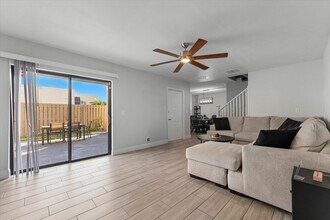 1596 Shaker Cir in Wellington, FL - Building Photo - Building Photo