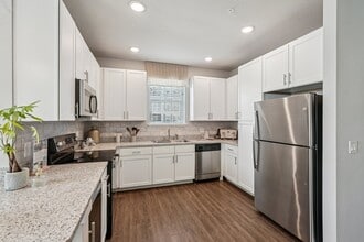 ShoreView Waterfront Apartments in Bradenton, FL - Foto de edificio - Building Photo