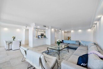 400 N Flagler Dr in West Palm Beach, FL - Building Photo - Building Photo