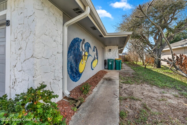 255 Ocean View Ln in Indialantic, FL - Building Photo - Building Photo