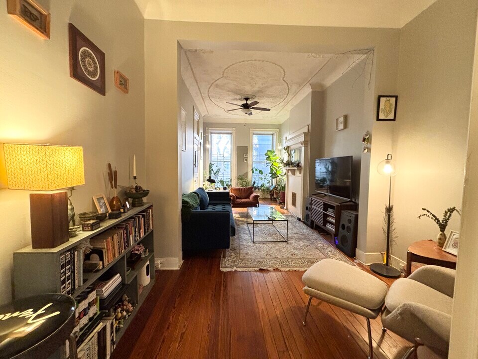 3023 Saint Paul St, Unit 1 in Baltimore, MD - Foto de edificio