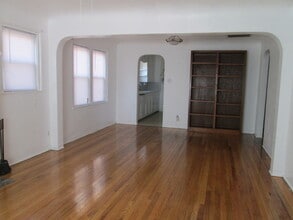 308 Amherst Dr SE in Albuquerque, NM - Building Photo - Building Photo