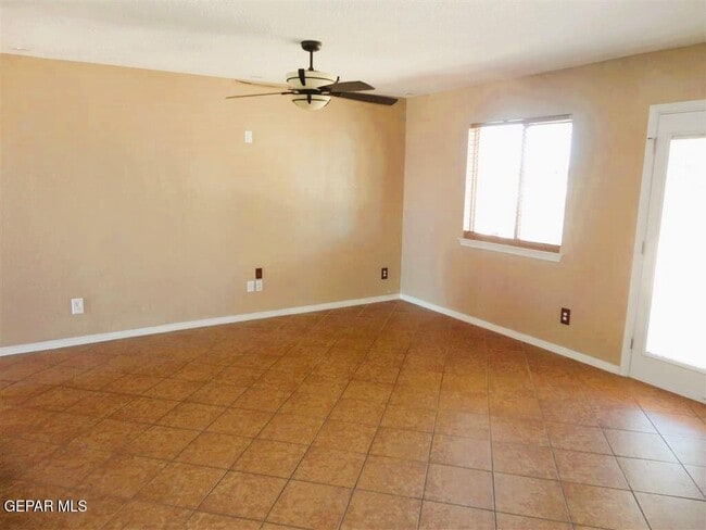 3984 Tierra Venado Dr in El Paso, TX - Building Photo - Building Photo