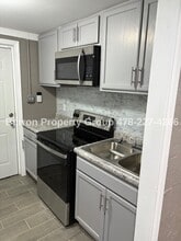 301 Blue Bell St, Unit A in Macon, GA - Building Photo - Building Photo