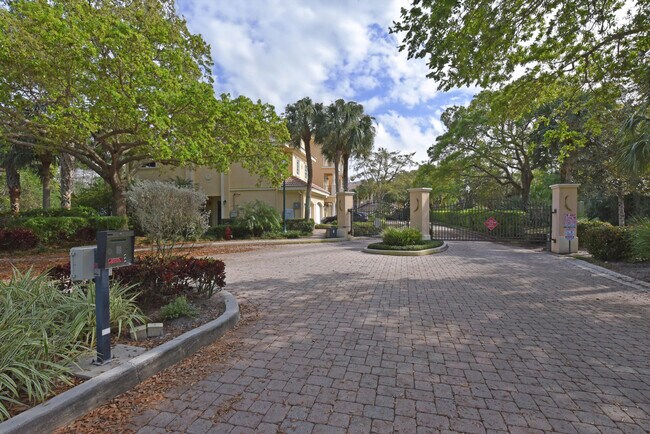 12787 SE Old Cypress Dr in Hobe Sound, FL - Building Photo - Building Photo