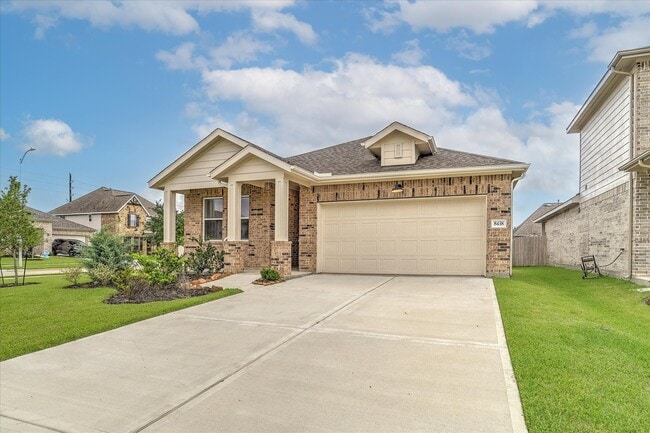property at 8438 Bay Rdg Cir