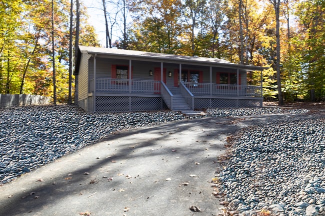 property at 89 Jefferson Dr