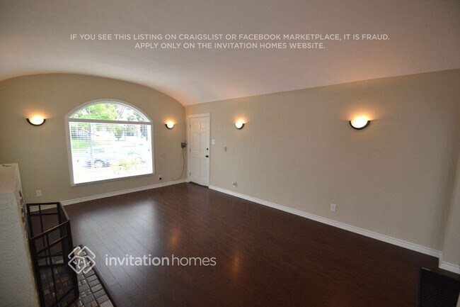 1855 W 68th St in Los Angeles, CA - Building Photo - Building Photo