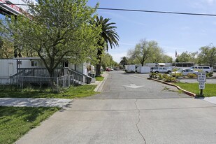 2312 Auburn Blvd in Sacramento, CA - Building Photo