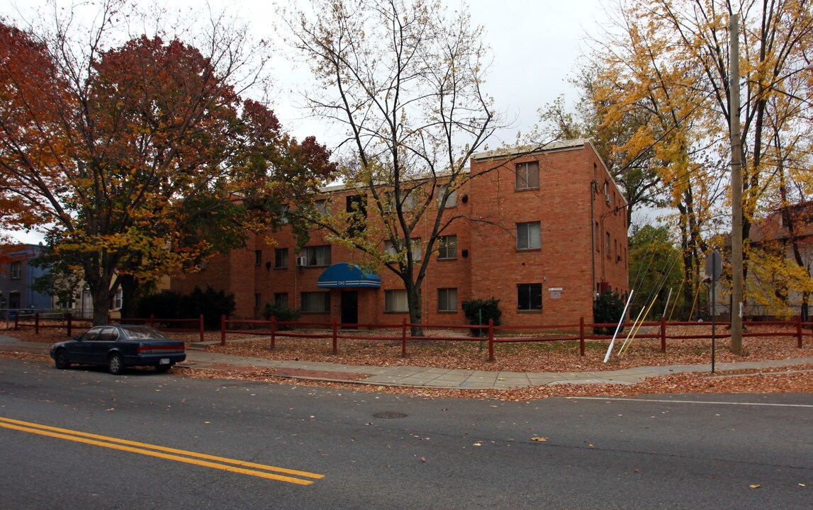 1342 Eastern Ave NE in Washington, DC - Foto de edificio