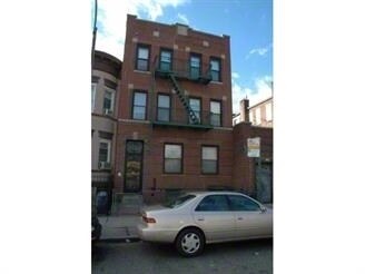 12 E 31st St in Brooklyn, NY - Building Photo