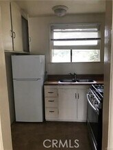 81 N Greenwood Ave in Pasadena, CA - Building Photo - Building Photo