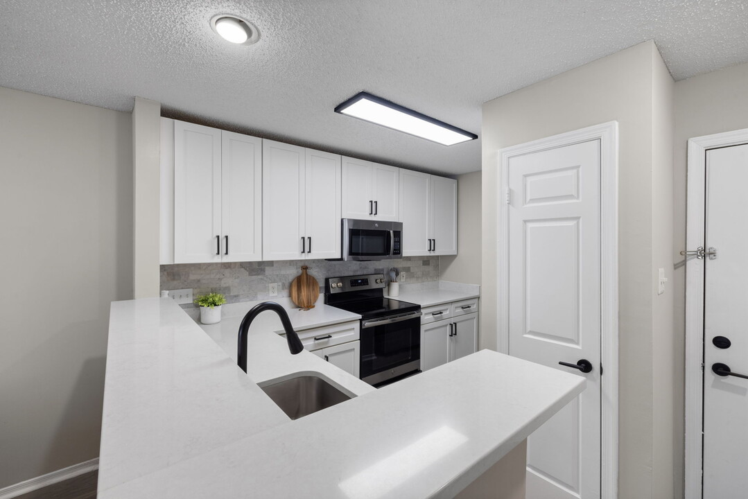Hamilton Ridge in Raleigh, NC - Building Photo