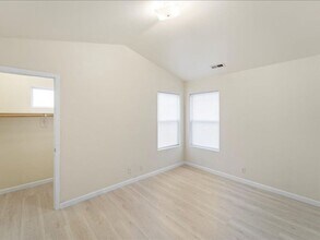 6405 Chapel Hill Blvd in Pasco, WA - Foto de edificio - Building Photo