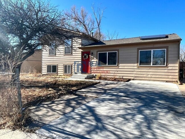 property at 2550 Bellamy St