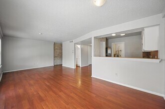 2315 Overland Ln-Unit -2315 Overland Lane in Arlington, TX - Building Photo - Building Photo