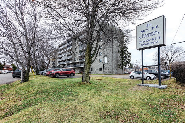 Lancelot Apartments