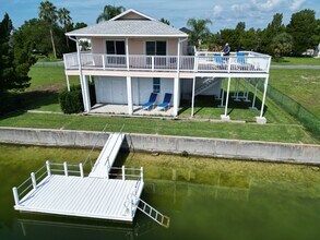 3340 Oleander Dr in Hernando Beach, FL - Building Photo - Building Photo