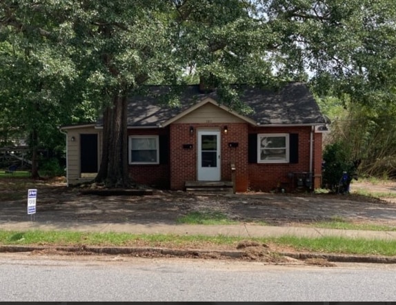 property at 125 Mallard St