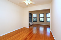 1407-1415 W Sherwin Ave in Chicago, IL - Building Photo - Interior Photo