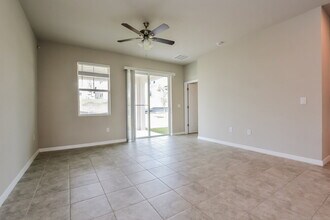 2491 Gold Dust Dr in Minneola, FL - Foto de edificio - Building Photo