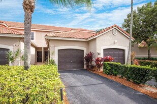 1210 Sorrento Dr in Weston, FL - Building Photo