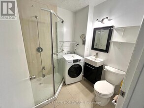 6 Casimir St in Toronto, ON - Building Photo - Building Photo