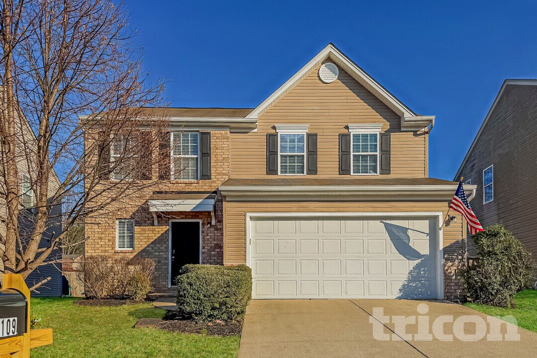 4109 Alicia Ln in Nashville, TN - Foto de edificio