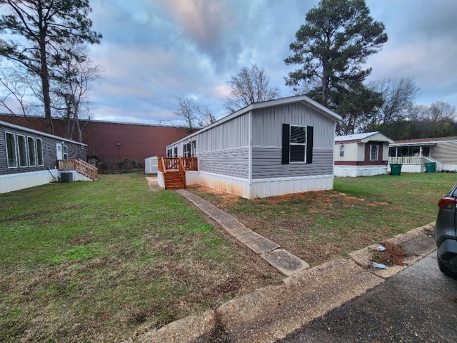 3611 Rice Mine Rd NE in Tuscaloosa, AL - Building Photo - Building Photo