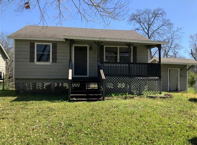 property at 2820 Fisher Hill Rd