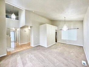 21219 SE 278th Way in Maple Valley, WA - Building Photo - Building Photo