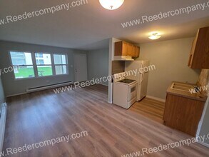8801 Schneider Ave in Highland, IN - Building Photo - Building Photo